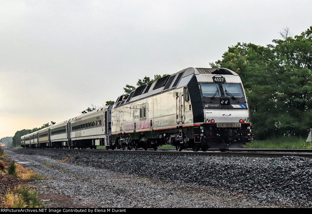 NJT 4527 on train 5530